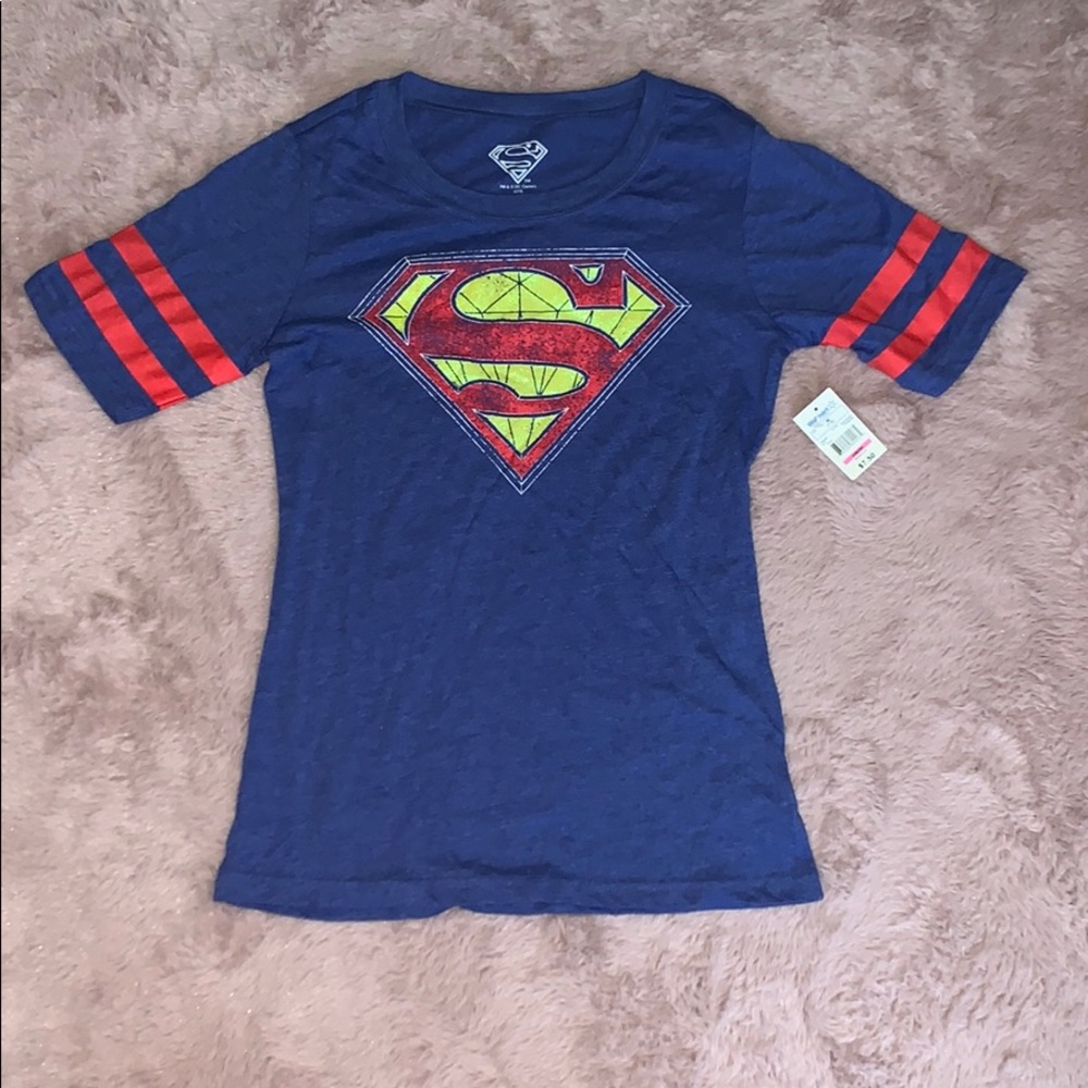 Medium super man shirt